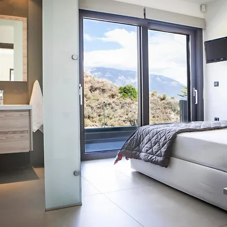 Christina By Vintage Travel וילה ספרטיה