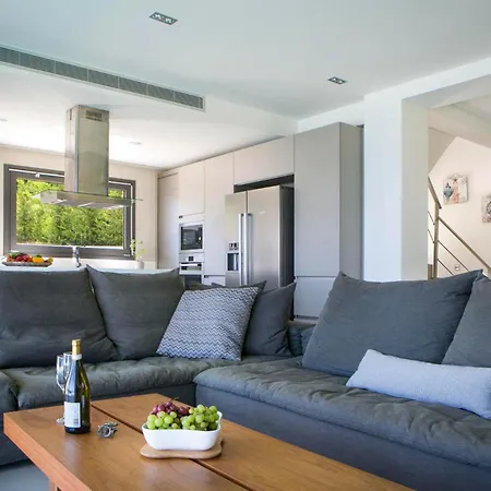 Villa Christina By Vintage Travel