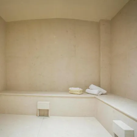 ヴィラ Christina By Vintage Travel